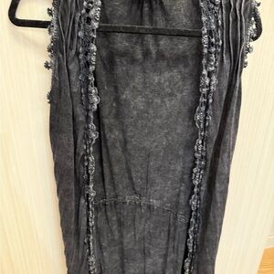 Altar’d State burnout tunic vest size medium
